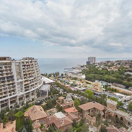 Gagarin Plaza Luxury Sea View Apartments Одеса Екстериор снимка