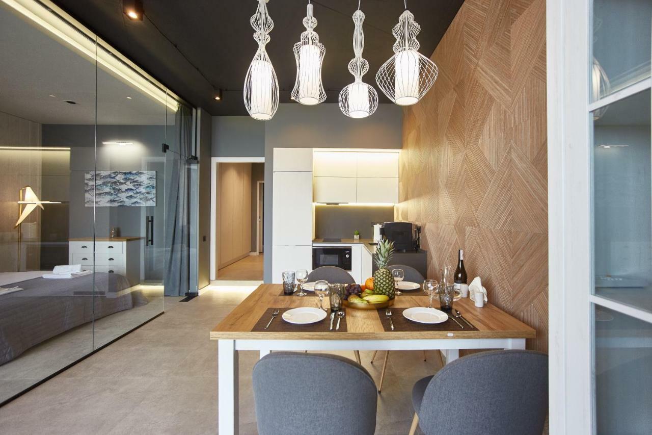 Gagarin Plaza Luxury Sea View Apartments Одеса Екстериор снимка