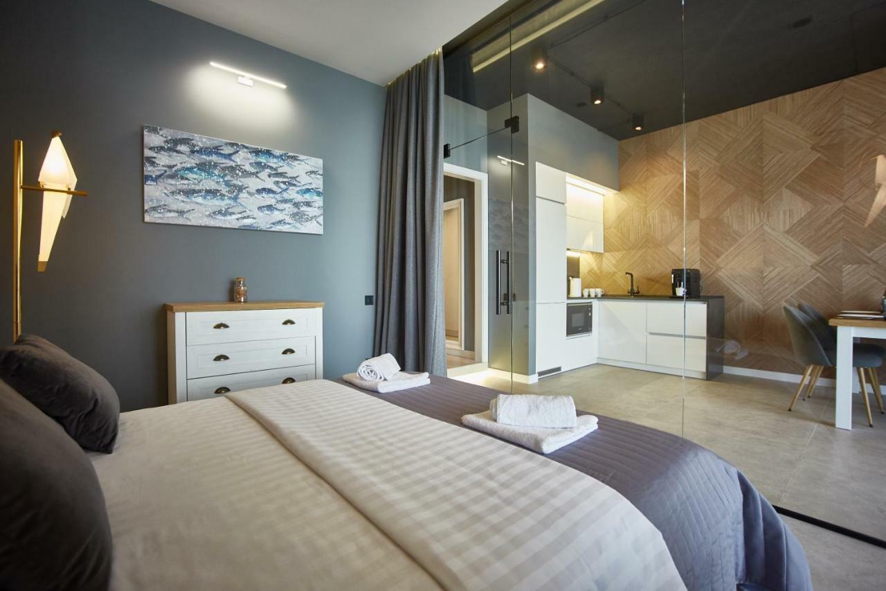 Gagarin Plaza Luxury Sea View Apartments Одеса Екстериор снимка