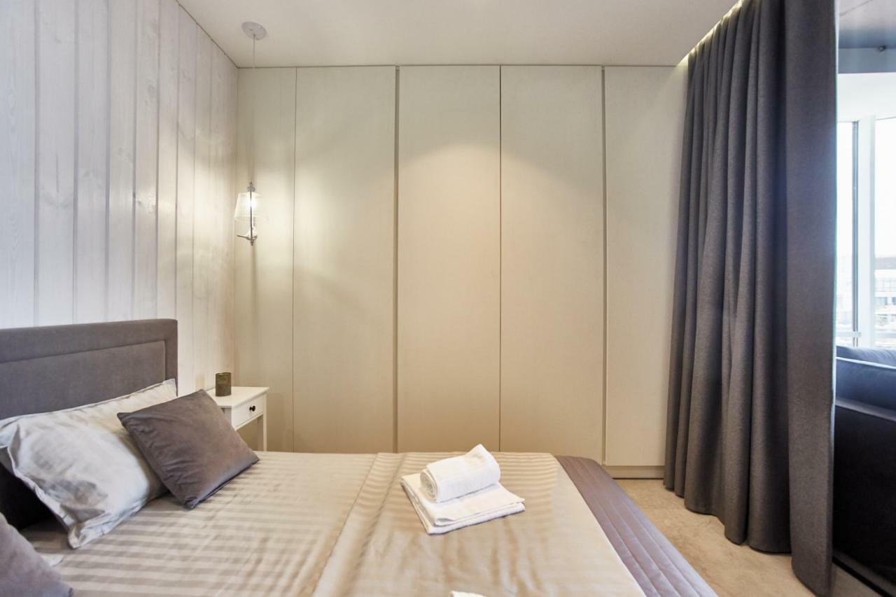 Gagarin Plaza Luxury Sea View Apartments Одеса Екстериор снимка