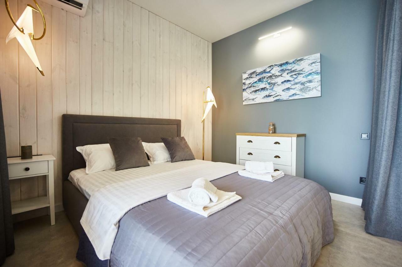 Gagarin Plaza Luxury Sea View Apartments Одеса Екстериор снимка