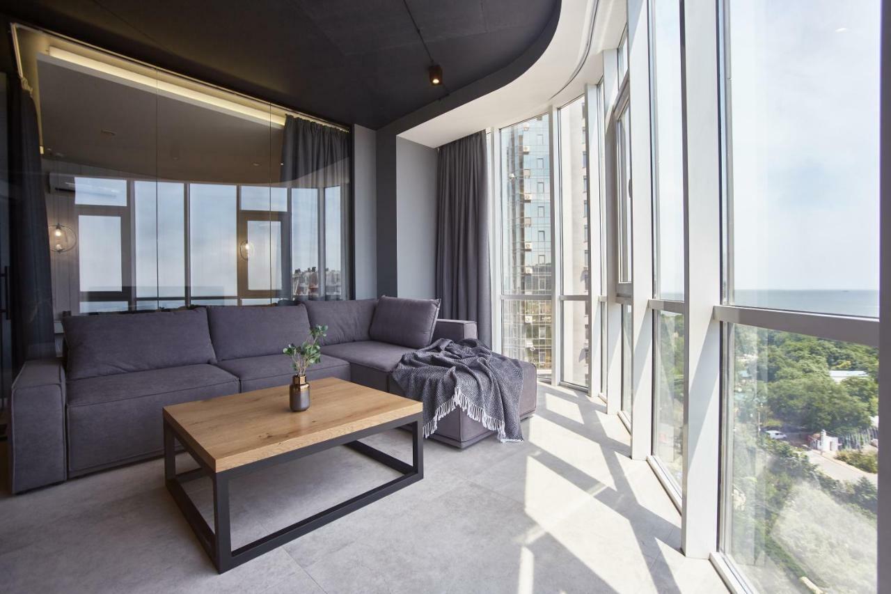 Gagarin Plaza Luxury Sea View Apartments Одеса Екстериор снимка