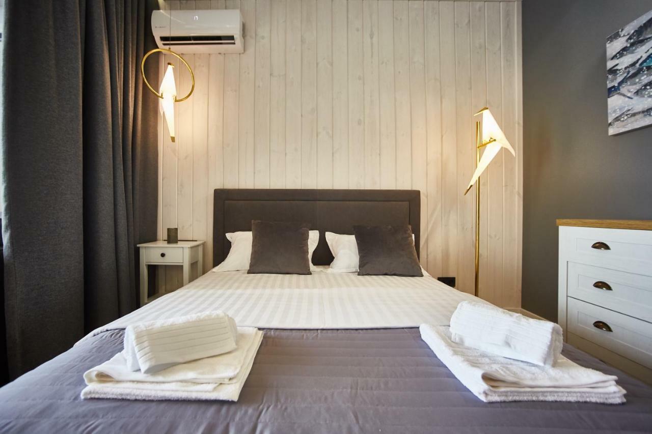 Gagarin Plaza Luxury Sea View Apartments Одеса Екстериор снимка