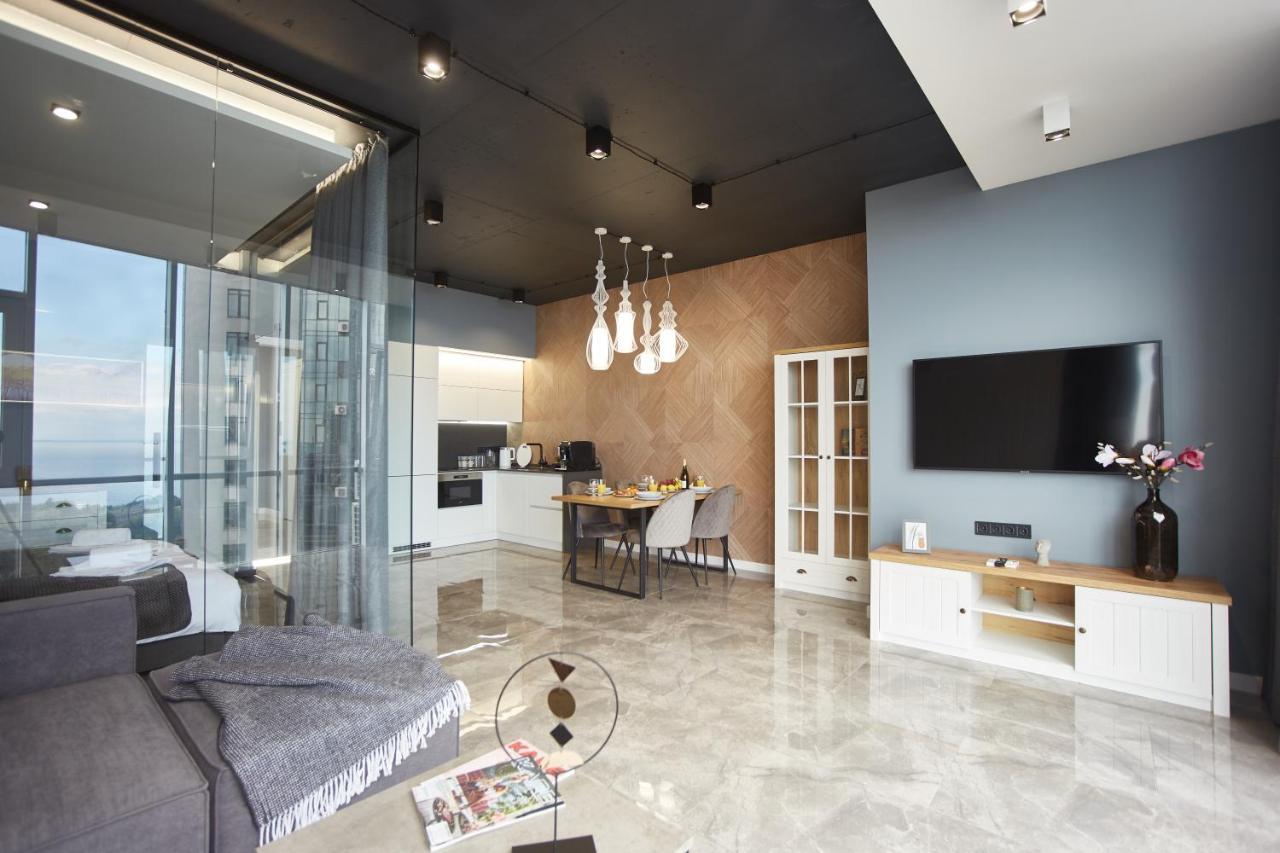 Gagarin Plaza Luxury Sea View Apartments Одеса Екстериор снимка